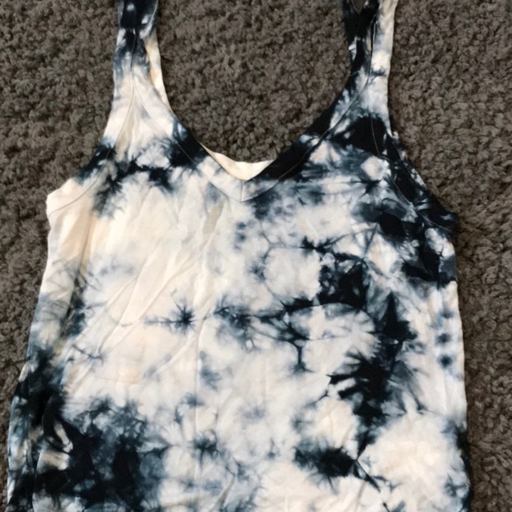 Cropped tanks - Picture 4 of 5